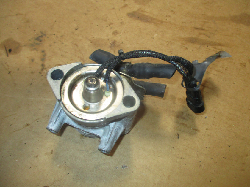 Evinrude ETEC 115hp outboard fuel injector 5006521 / 351057  