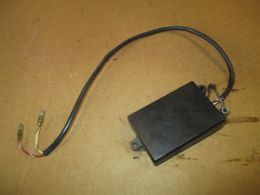 Mercury 2.5 liter XRI 200hp outboard rev limiter Strouds Marine