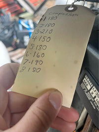 Load image into Gallery viewer, 2007 Yamaha 350hp 4 stroke 25” outboard w/ CONTROLS
