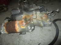 Load image into Gallery viewer, Yamaha 200hp 2 stroke outboard tilt trim unit
