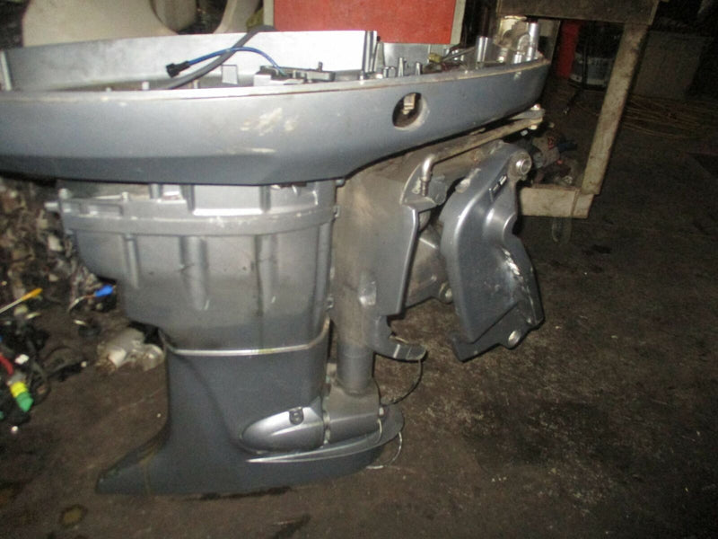 Yamaha 115hp 4 stroke outboard 25" midsection