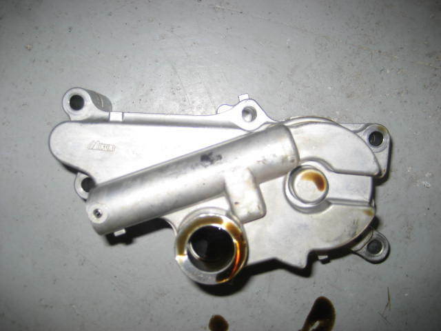 Suzuki DF 200 225 250 hp 4 stroke Oil Pump Assembly 16400-93J02
