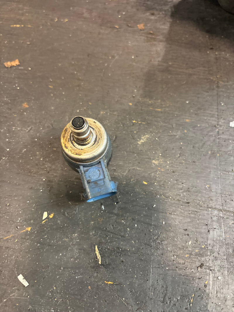 Mercury 135hp optimax outboard blue air injector 883078-2
