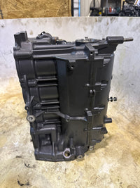 Load image into Gallery viewer, Yamaha 70hp 4 Stroke outboard crankcase block (6CJ-01)
