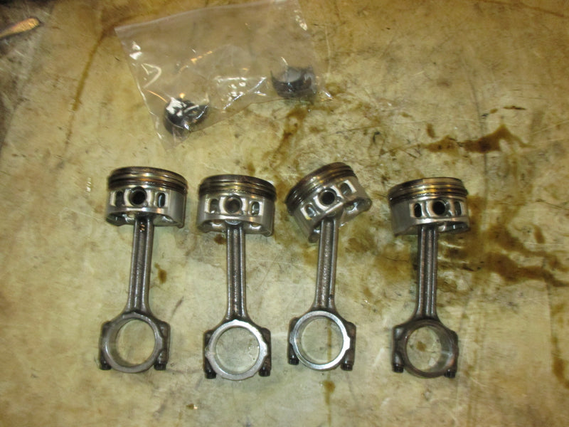 Mercury 60hp 4 Stroke outboard Piston and Rod Set of 4 (856064A1)