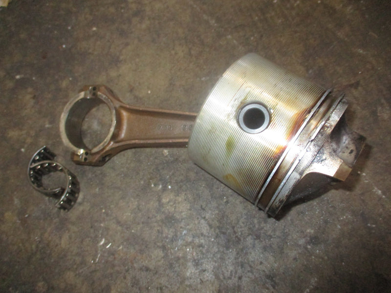 Evinrude 88hp 2 stroke outboard .020 oversized piston
