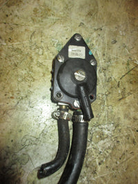 Load image into Gallery viewer, Evinrude 70hp 2 stroke outboard Fuel Pump (438559)

