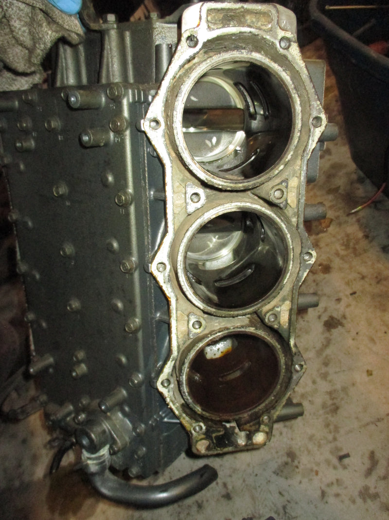 Yamaha 200hp saltwater series 2 OX66 outboard crankcase block (67H-00)