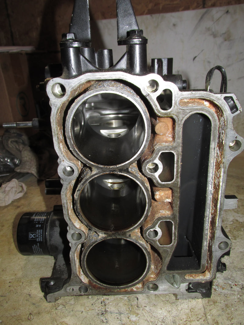 Suzuki DF50 50hp 4 Stroke Outboard Crankcase Block