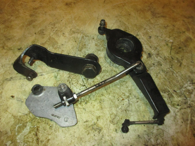 Evinrude 70hp 2 stroke outboard Throttle Bracket (319318)