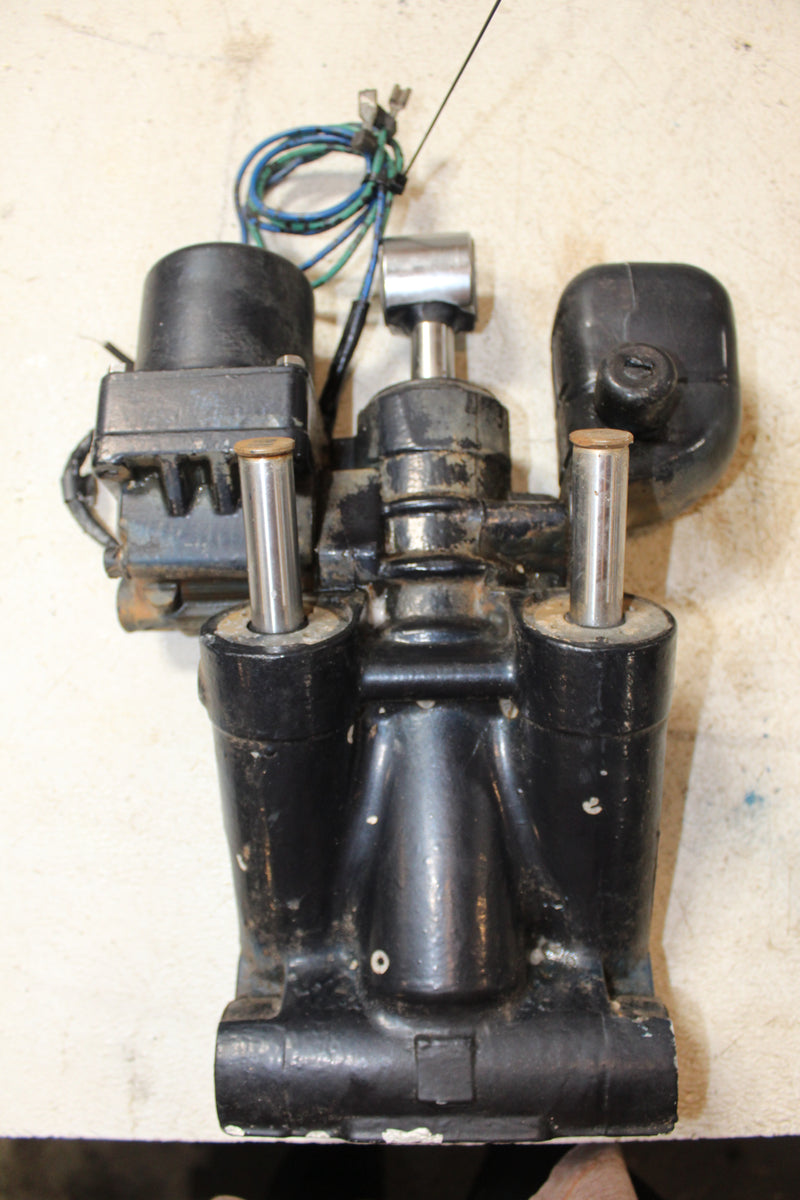Johnson Evinrude Tilt Trim Unit Showa