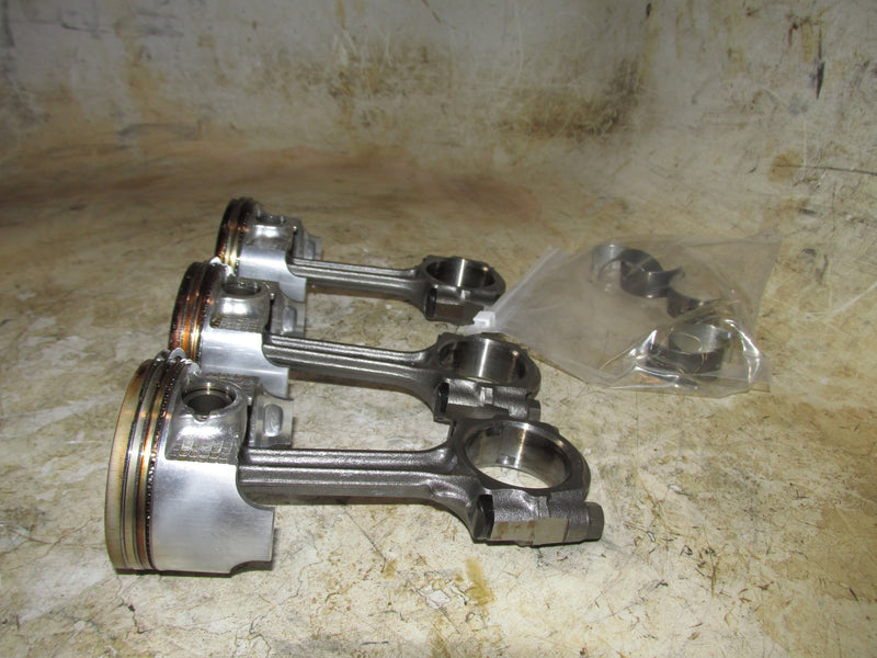 Suzuki DF50 50hp 4 Stroke Outboard Piston and rod set of 3 (12111-87J04)