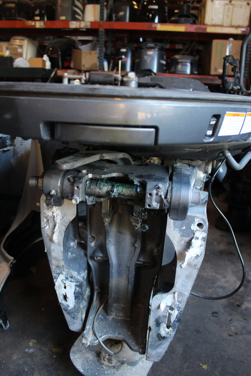 Yamaha 300hp 4 Stroke Outboard 25" Midsection