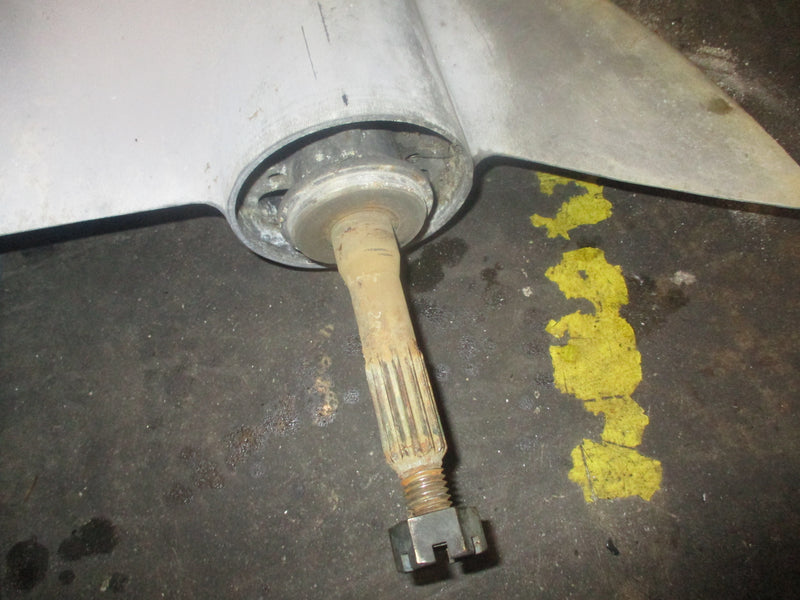 Evinrude 88hp 2 stroke outboard 20" shaft lower unit