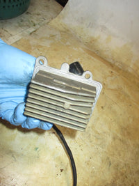 Load image into Gallery viewer, Johnson 115hp ocean pro 2 stroke outboard rectifier regulator (586075)
