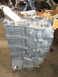 Load image into Gallery viewer, Yamaha 150hp 4 stroke outboard Crankcase Block
