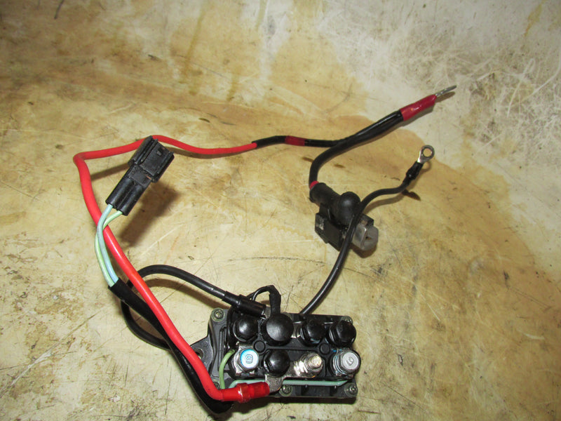 Yamaha 3.3L 225hp 4 Stroke Outboard Tilt Trim Relay (695-81950-11)