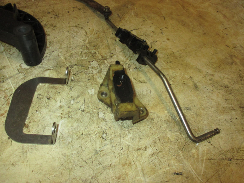 Mercury 60hp 4 Stroke outboard Throttle Bracket (882682-2)