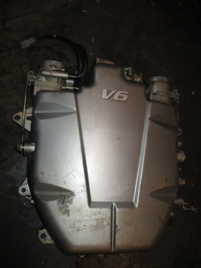 Suzuki DF200 outboard intake collector cover (13140-93J02)