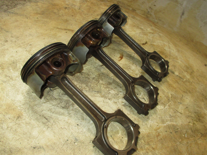 Yamaha 150hp 4 stroke outboard Piston and Rod set of 3   63P-01