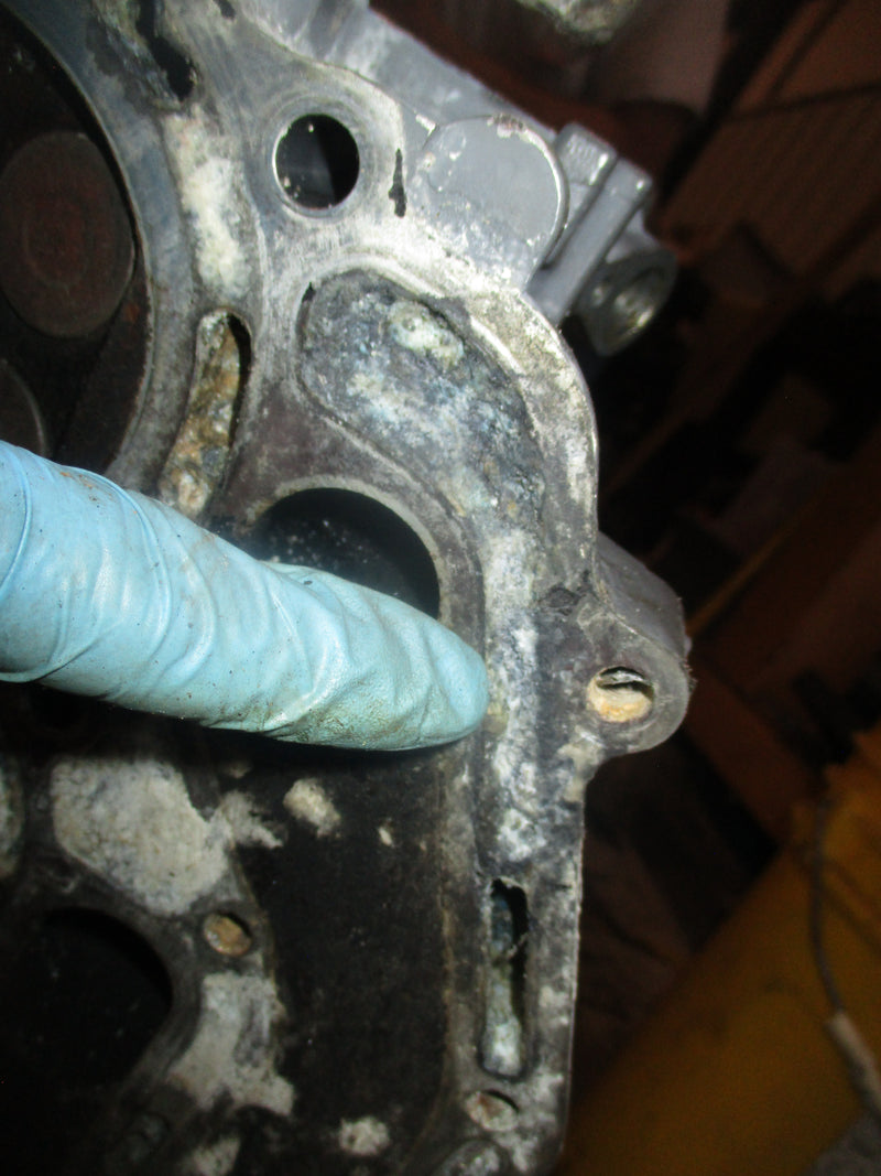 Johnson/ Suzuki 115hp 4 stroke outboard cylinder head