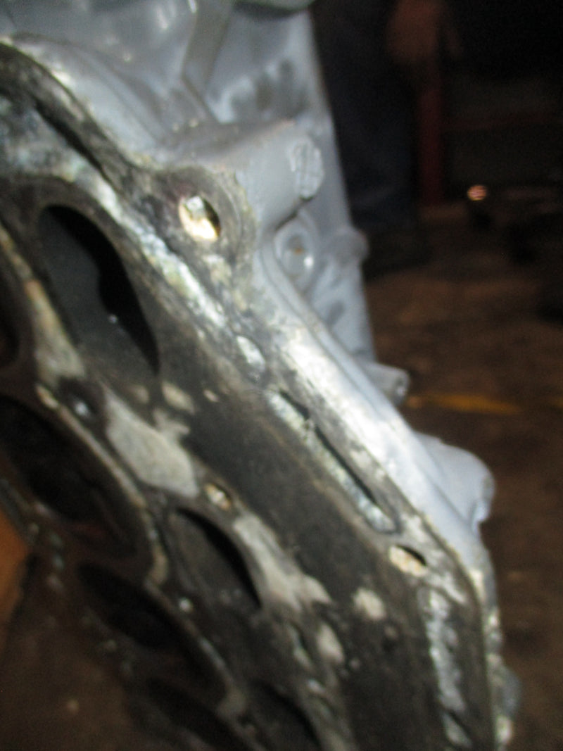 Johnson/ Suzuki 115hp 4 stroke outboard cylinder head
