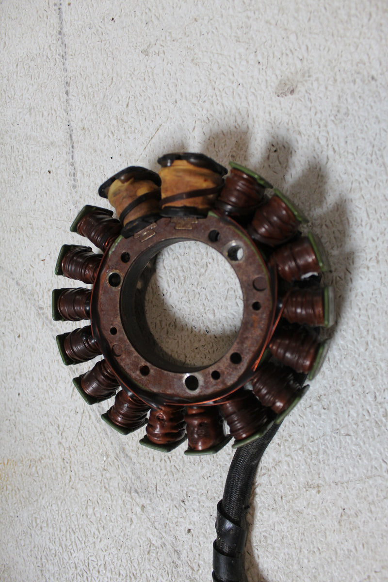 Suzuki DT200 200hp Outboard Flywheel/Stator/Timer Base (32102-92E00)