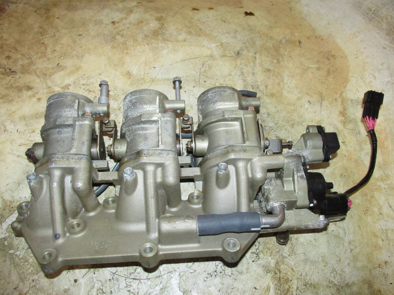 Yamaha 3.3L 225hp 4 Stroke Outboard Port Intake Manifold w/ Control Unit