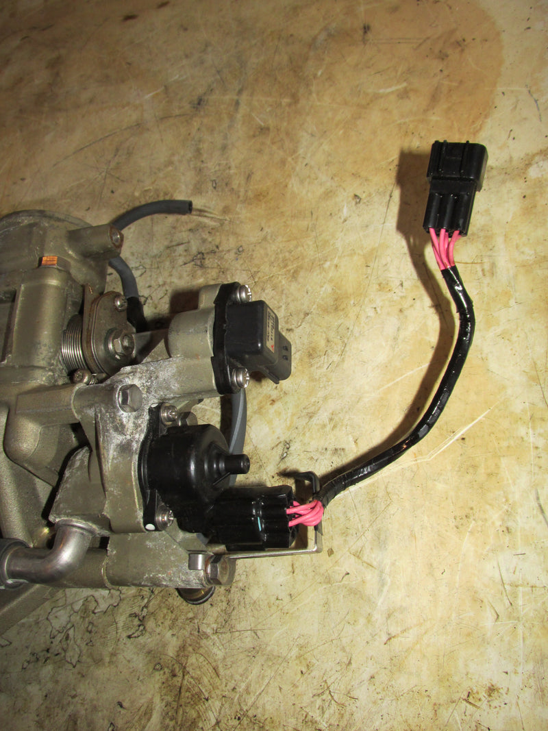 Yamaha 3.3L 225hp 4 Stroke Outboard Port Intake Manifold w/ Control Unit