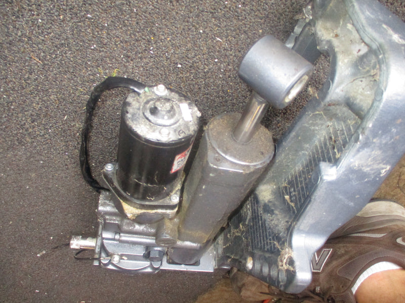 Yamaha 50hp 2 stroke outboard tilt trim unit