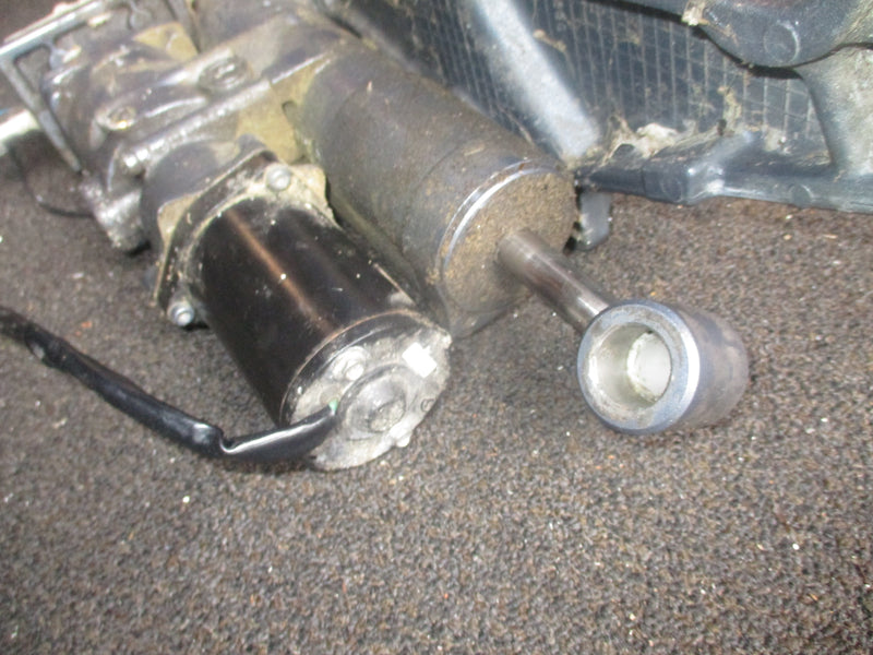 Yamaha 50hp 2 stroke outboard tilt trim unit