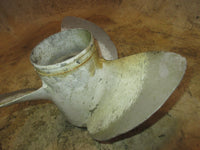 Load image into Gallery viewer, Evinrude 70hp 2 stroke outboard Aluminum Propeller 13 1/4 X 17
