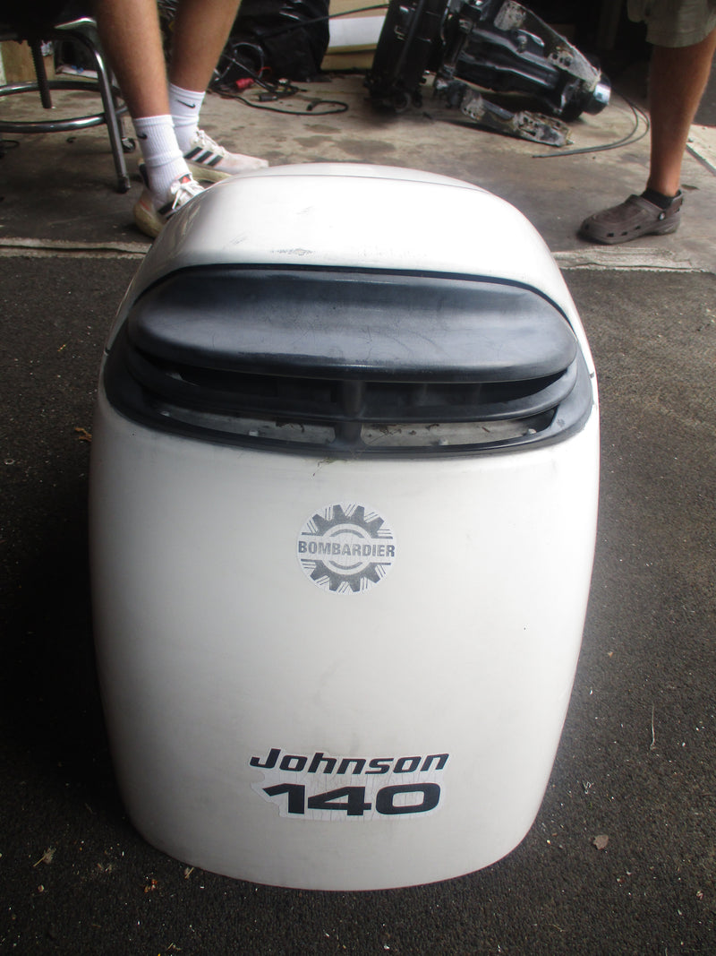 Johnson/ Suzuki 140hp 4 stroke outboard top cowling