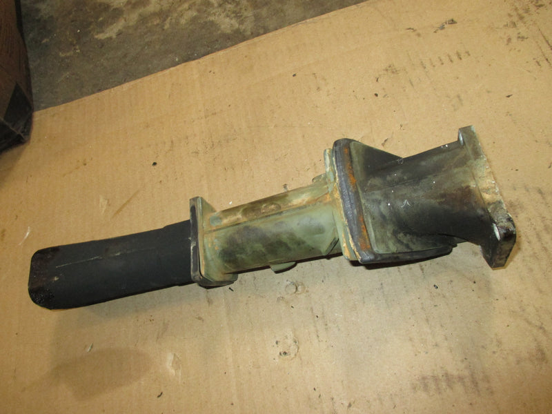 Yamaha 25hp 2 stroke outboard exhaust manifold