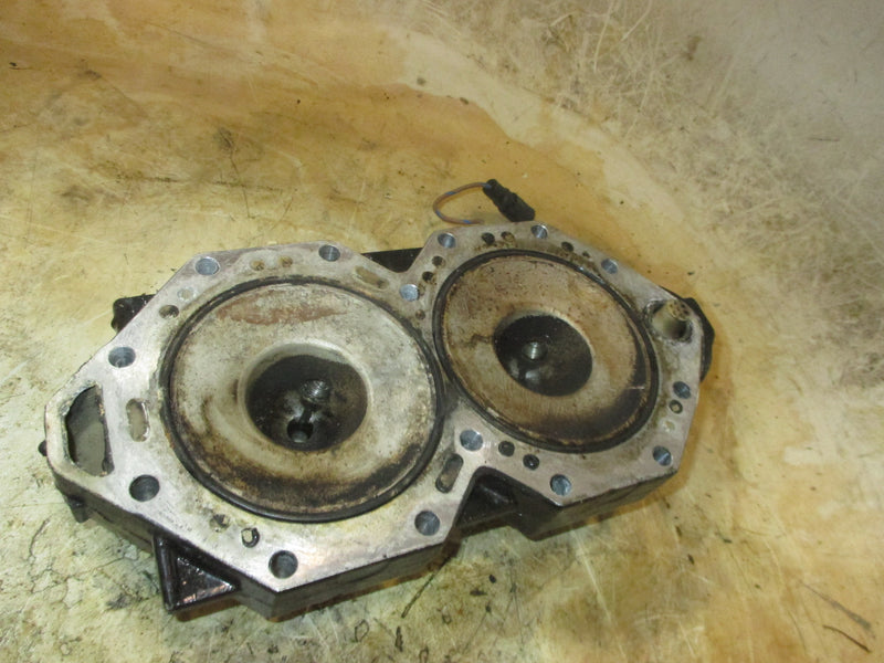 Evinrude Ficht 115hp 2 stroke outboard Port Cylinder Head (346892)