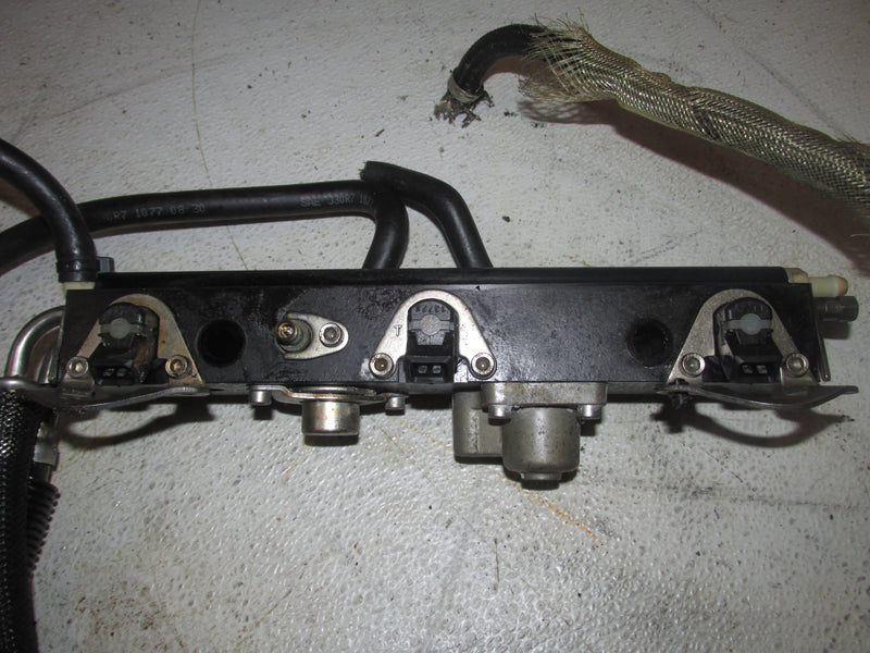 Mercury Optimax 150hp 2 Stroke Outboard Fuel Rail and Injector Set (8M0001460)