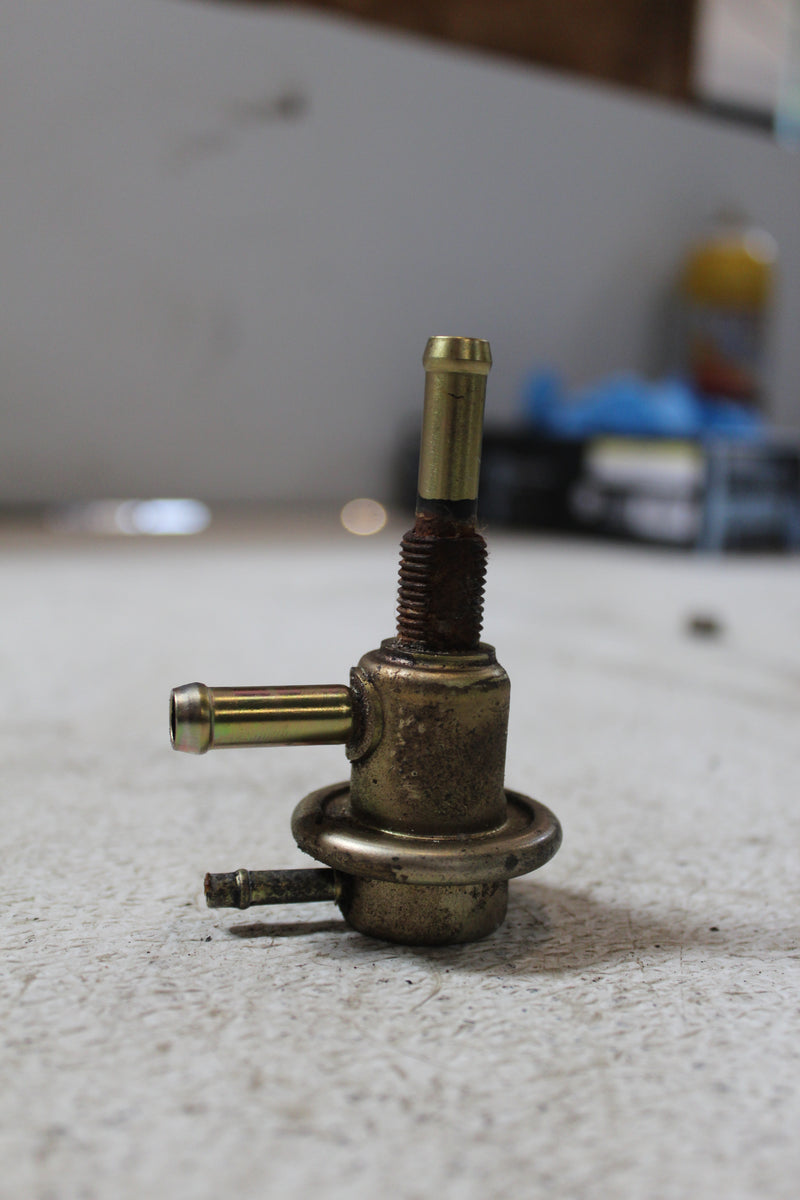 Suzuki DT200 200hp Outboard Pressure Regulator