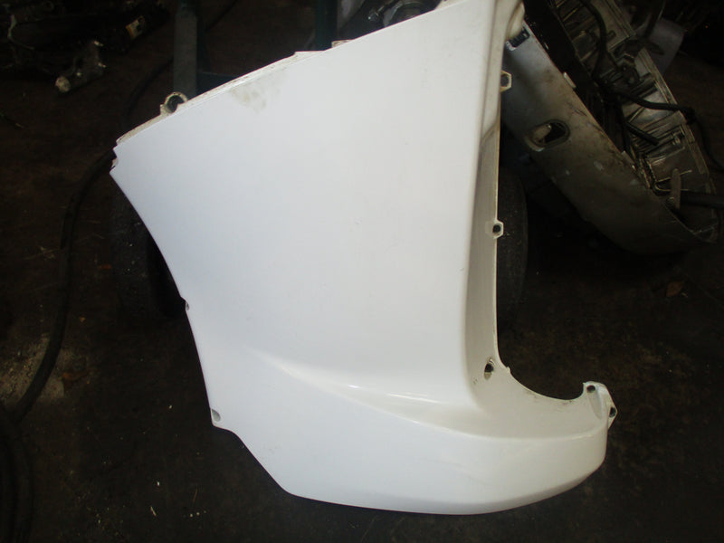 Suzuki DF300B outboard starboard 25" mid section cover (61131-98L02)