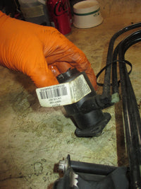 Load image into Gallery viewer, Evinrude Ficht 115hp 2 stroke outboard ECU and Injector Set (586518/5001156)
