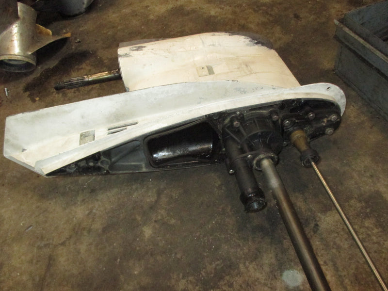 Johnson 200hp 2 stroke ocean runner outboard 25 inch lower unit