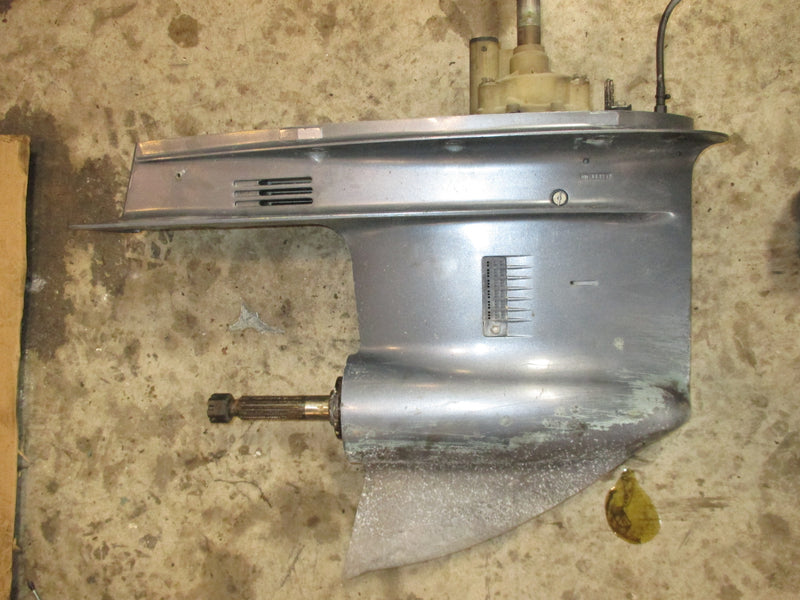 Yamaha 115hp 4 stroke outboard 25" lower unit