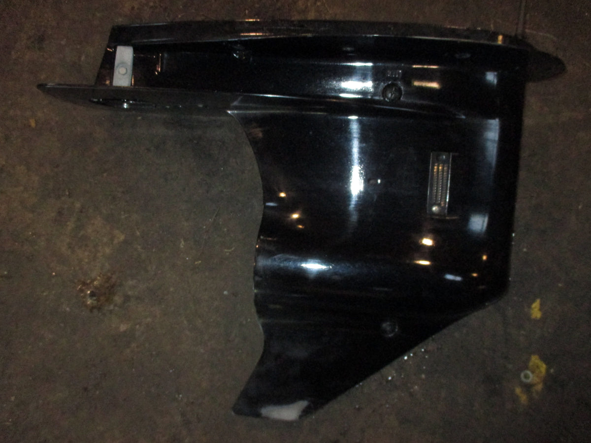 Suzuki DF115 115hp outboard lower unit casing