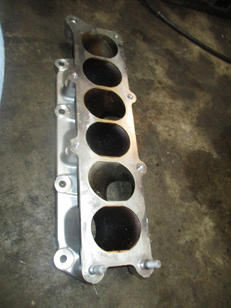 Suzuki DF300B outboard intake manifold (13111-98L00)
