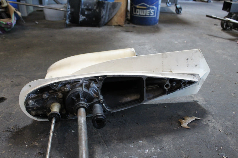 Johnson 175hp Ocean Runner 2 Stroke Outboard 25" Lower Unit