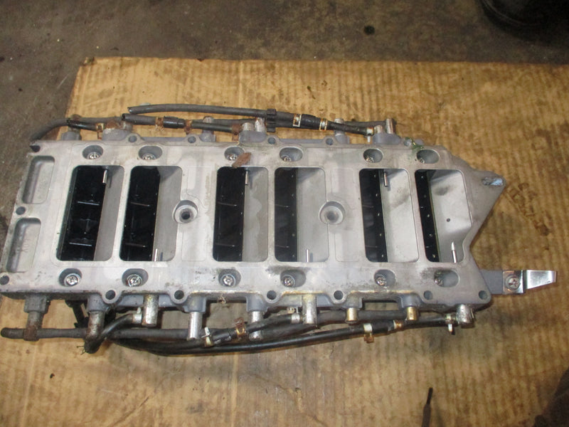 Yamaha HPDI 250hp 2 stroke outboard intake manifold w/ reeds (60V-13610-00)
