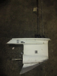 Load image into Gallery viewer, Evinrude Etec 115hp 2 Stroke Outboard 25" Large Hub Lower Unit
