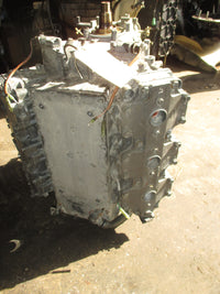 Load image into Gallery viewer, Yamaha 225hp OX66 2 stroke outboard Crankcase Powerhead
