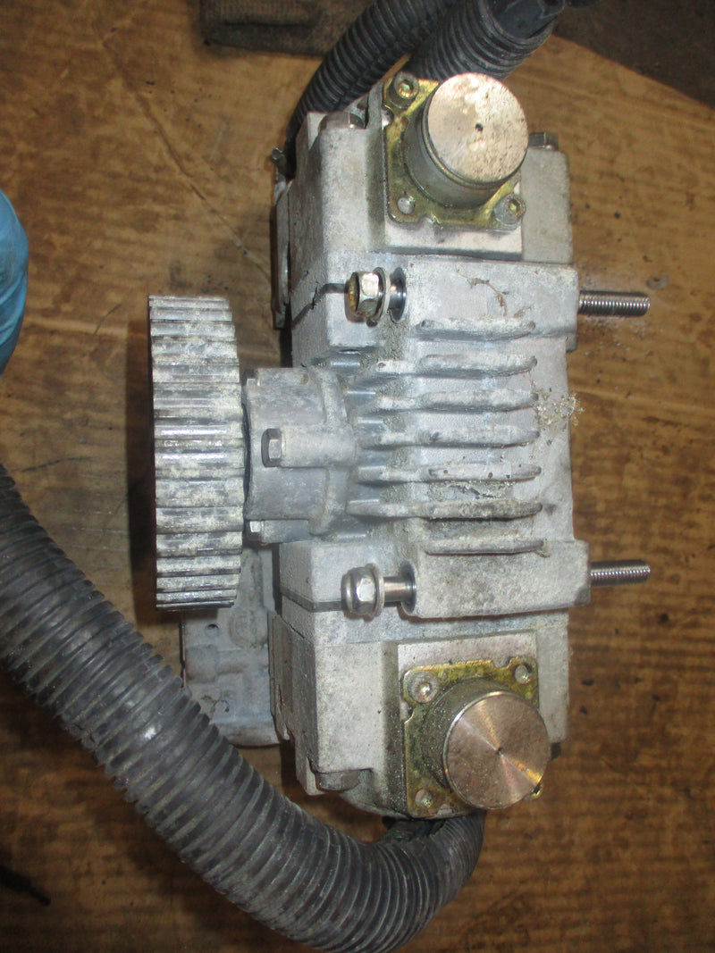 Yamaha HPDI 250hp 2 stroke outboard high pressure fuel injection pump