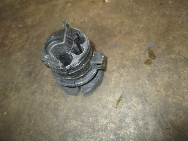 Suzuki DF300B outboard rigging grommet (61124-98L30)