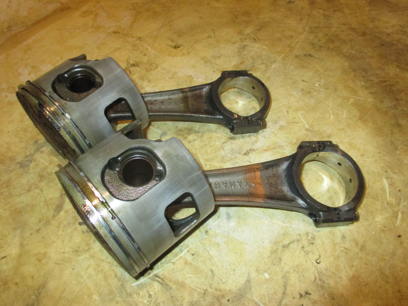 Yamaha 200hp HPDI 2 stroke outboard starboard piston and rod set of 2 (68F-01)